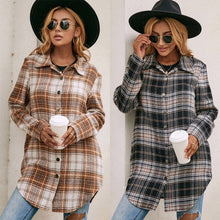 Load image into Gallery viewer, Alona - Hemdjacke mit Plüschkaro für Damen