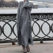 Load image into Gallery viewer, Sare - Elegantes langes Winterkleid