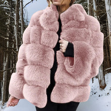 Load image into Gallery viewer, Marina - Hochwertiger warmer Wollmantel