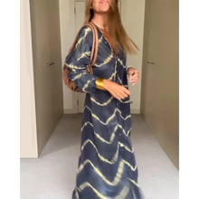 Load image into Gallery viewer, Melanie - Lockeres Kleid mit V-Ausschnitt