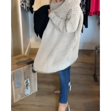 Load image into Gallery viewer, Karoline - Gestrickt Strickjacke