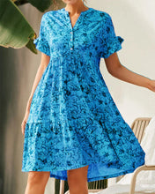 Load image into Gallery viewer, Henrietta - Schmal geschnittenes Kleid mit Rosendruck