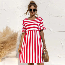 Load image into Gallery viewer, Ava - Gestreiftes Sommer Kleid