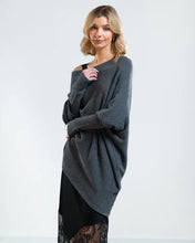 Load image into Gallery viewer, Roza - Asymmetrischer Cloud Drapierter Pullover