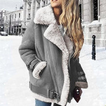 Load image into Gallery viewer, Gilian - Bikerjacke Wildlederimitat