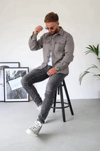 Load image into Gallery viewer, Theo - Premium-Knopfleiste Jacke