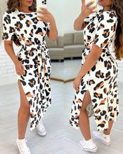 Load image into Gallery viewer, Leonida - Lässiges Kleid mit Leopardenmuster