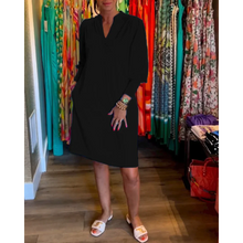 Load image into Gallery viewer, Viktoria - Midikleid mit V-Ausschnitt