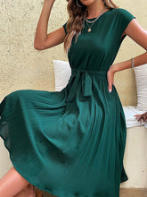 Load image into Gallery viewer, Korina - Elegantes Freizeit-Sonnenkleid