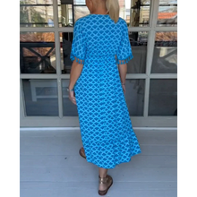 Load image into Gallery viewer, Yanah - Freizeitkleid mit V-Ausschnitt und Muster