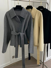 Load image into Gallery viewer, Almira - Modisch Wintermantel: Dicke Wärme