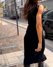 Load image into Gallery viewer, Faye - Kleid mit Rundhalsausschnitt