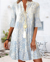 Load image into Gallery viewer, Generosa - Elegantes Kleid im Print mit Halbarm