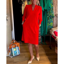 Load image into Gallery viewer, Viktoria - Midikleid mit V-Ausschnitt