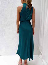 Load image into Gallery viewer, Mila - Fleck Seide Damen Kleid