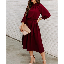 Load image into Gallery viewer, Tiny - Elegantes Kleid mit Bindegürtel