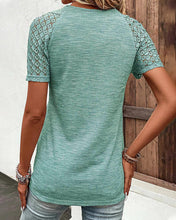 Load image into Gallery viewer, Rochelle - Elegantes Allure Spitzen-T-Shirt