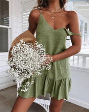 Load image into Gallery viewer, MiniGlow - Mini jurk met ruches en spaghettibandjes