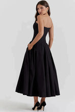 Load image into Gallery viewer, Valentina - Trägerloses Kleid mit tiefem V-Ausschnitt