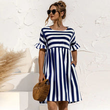 Load image into Gallery viewer, Ava - Gestreiftes Sommer Kleid