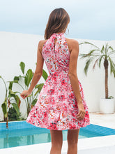 Load image into Gallery viewer, BeachBreeze - Zomeroutfit met bloemenpatroon