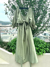Load image into Gallery viewer, Nova -  Sommerkleid - Schimmernder Sommer