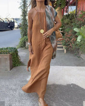 Load image into Gallery viewer, Jessica - Einfarbiges Neckholder-Schlitzkleid