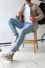 Load image into Gallery viewer, Theo - Premium-Knopfleiste Jacke