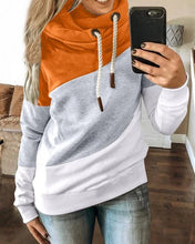 Load image into Gallery viewer, Vicky - Stylischer Winter Hoodie für Frauen