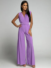 Load image into Gallery viewer, Silvia - Ärmelloser Jumpsuit mit V-Ausschnitt