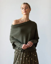 Load image into Gallery viewer, Roza - Asymmetrischer Cloud Drapierter Pullover
