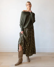 Load image into Gallery viewer, Roza - Asymmetrischer Cloud Drapierter Pullover