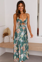 Load image into Gallery viewer, Gretchen - Blumen-Schlitzkleid