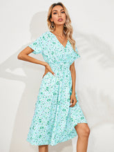 Load image into Gallery viewer, Sylvia - Elegantes Sommerkleid mit Blumendruck