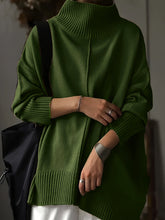 Load image into Gallery viewer, Jelai - Eleganter Rollkragenpullover gestrickt