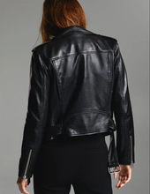 Load image into Gallery viewer, Venece - Elegante Premium Lederjacke für Damen