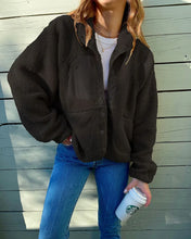 Load image into Gallery viewer, Fenela - Trendige Teddy-Jacke