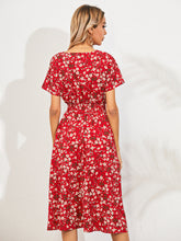 Load image into Gallery viewer, Damaris - Elegantes Sommerkleid mit Blumendruck