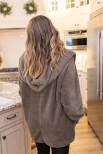 Load image into Gallery viewer, Chena - Kuscheliger Trend-Mantel