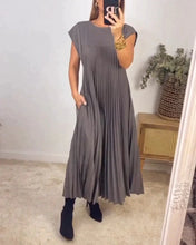 Load image into Gallery viewer, Carmela - Ärmelloses plissiertes Kleid