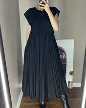 Load image into Gallery viewer, Carmela - Ärmelloses plissiertes Kleid