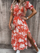 Load image into Gallery viewer, Camille - Elegantes Sommer Kleid