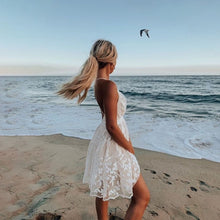 Load image into Gallery viewer, Lina - Elegantes Sommerkleid