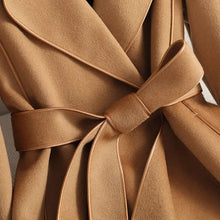 Load image into Gallery viewer, Maria Fe - Woll-Trenchcoat