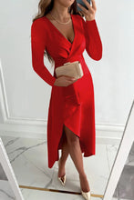 Load image into Gallery viewer, Dominique - Elegantes plissiertes einfarbiges Kleid
