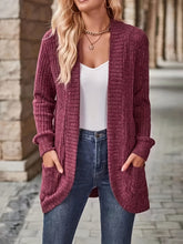 Load image into Gallery viewer, Shiela - Strickjacke mit Wasserfallkragen