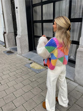 Load image into Gallery viewer, Selena - Bunter Strickpullover