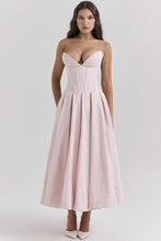 Load image into Gallery viewer, Aurelie - Tailliertes Kleid in A-Linie