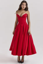 Load image into Gallery viewer, Aurelie - Tailliertes Kleid in A-Linie