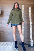 Load image into Gallery viewer, Madeline - Teddy Rollkragenpullover